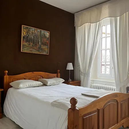 Restaurant Le Beffroi * סלרס