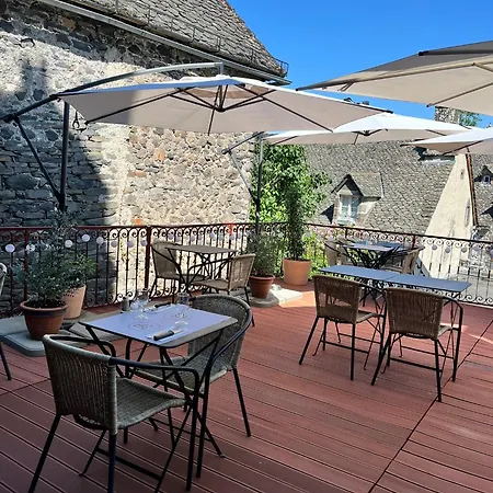 Restaurant Le Beffroi 호텔 *